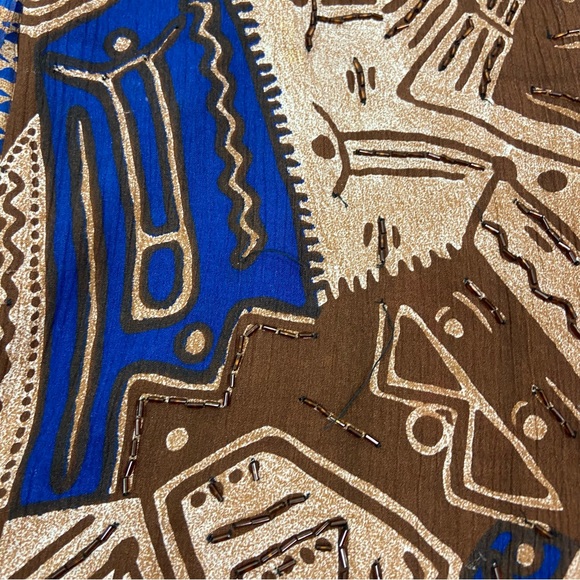Audrey Jones wild vintage tribal print beaded button down top. 2X - Picture 8 of 8